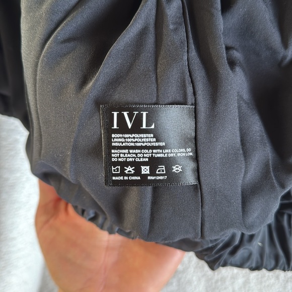 NWT IVL Puffer Coat - Picture 8 of 8
